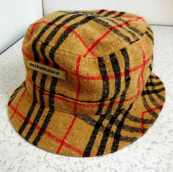 Burberry Golf Bucket Hat - Picture 6 of 6